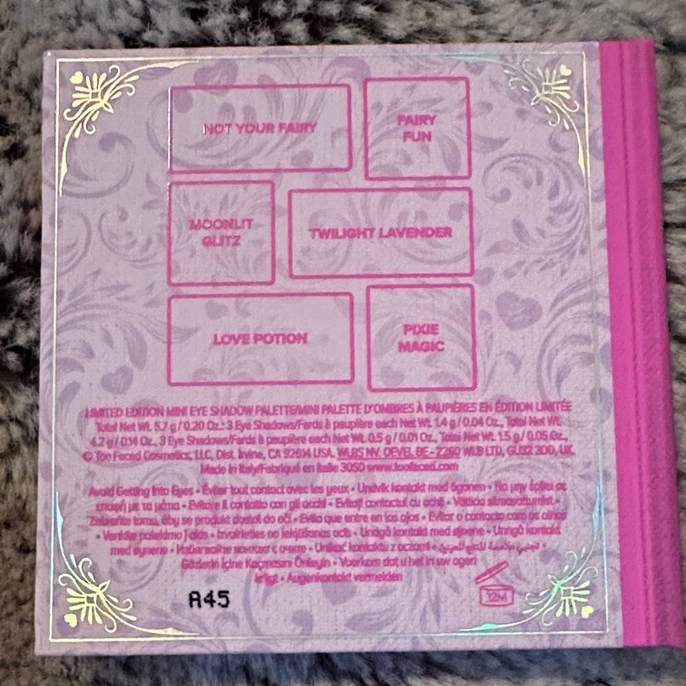 Too Faced Mini Eyeshadow Set - Picture 4 of 4